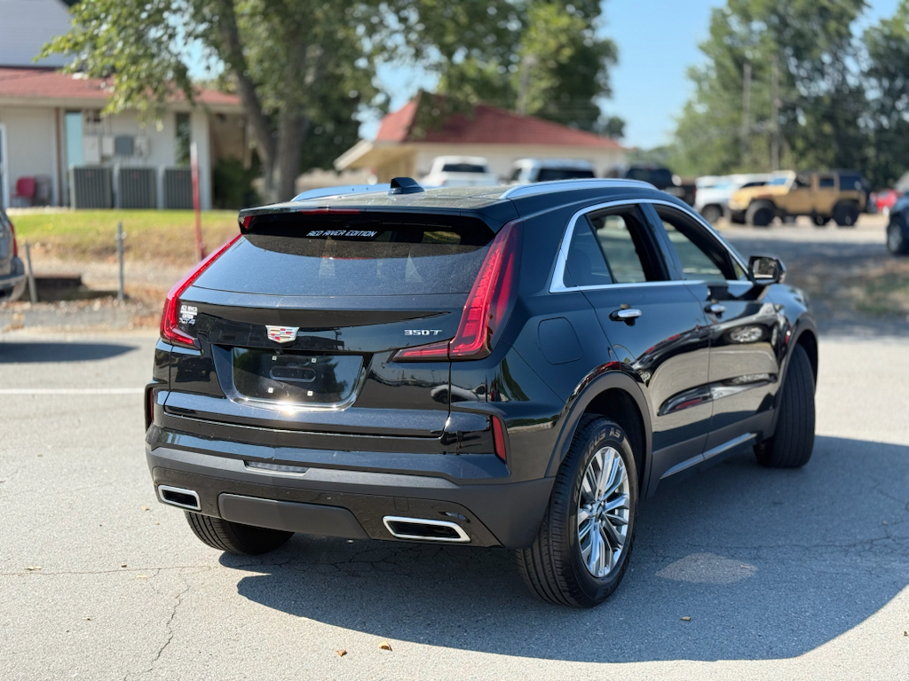 2025 Cadillac XT4 FWD Premium Luxury photo 6