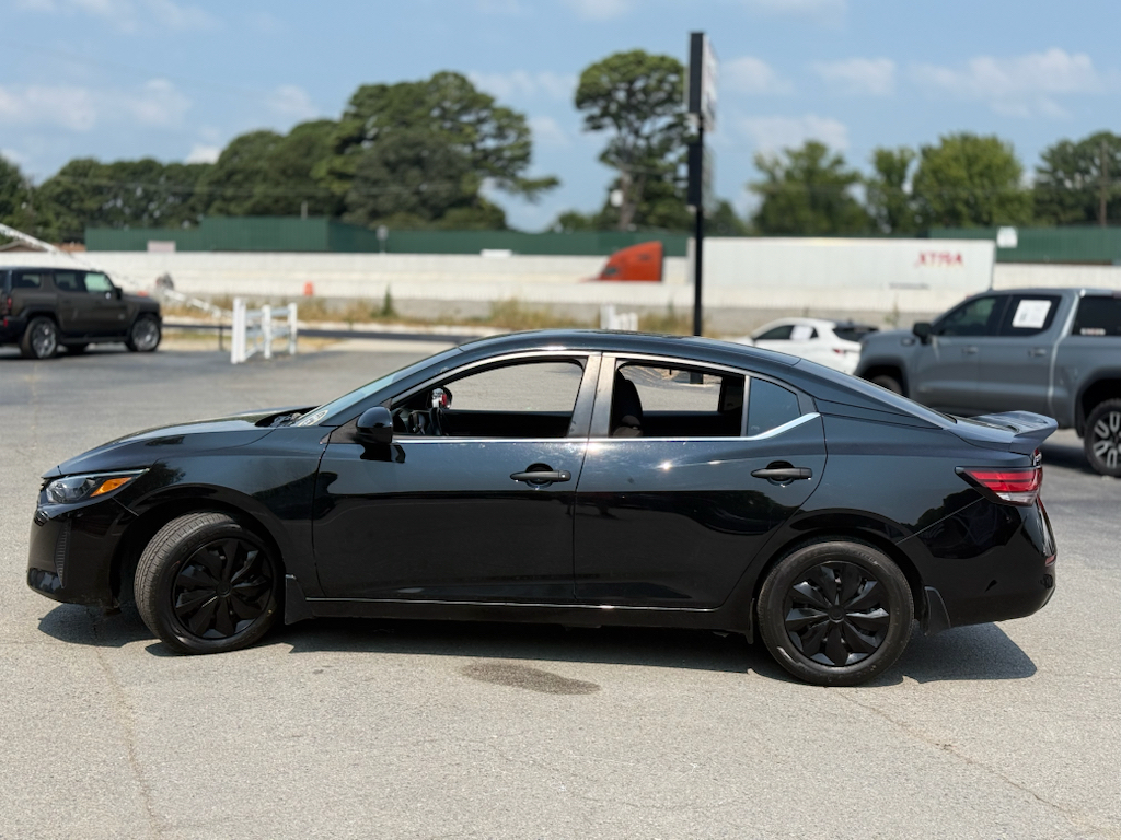 2025 Nissan Sentra S photo 4