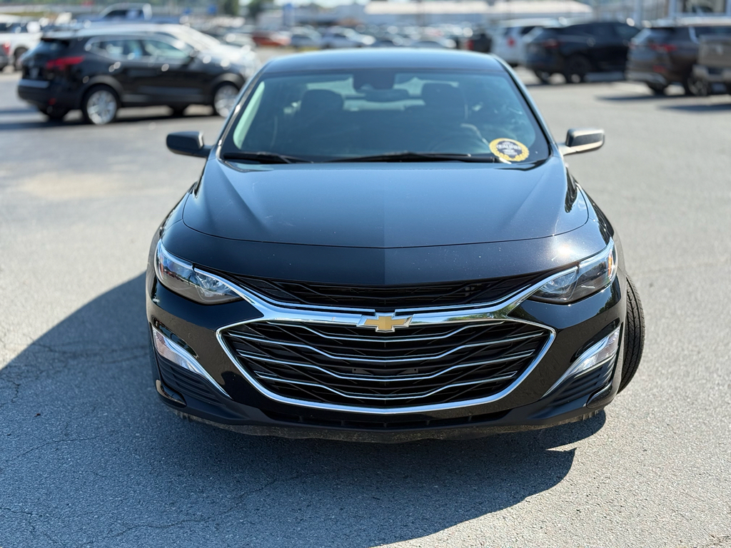 2023 Chevrolet Malibu LS photo 2