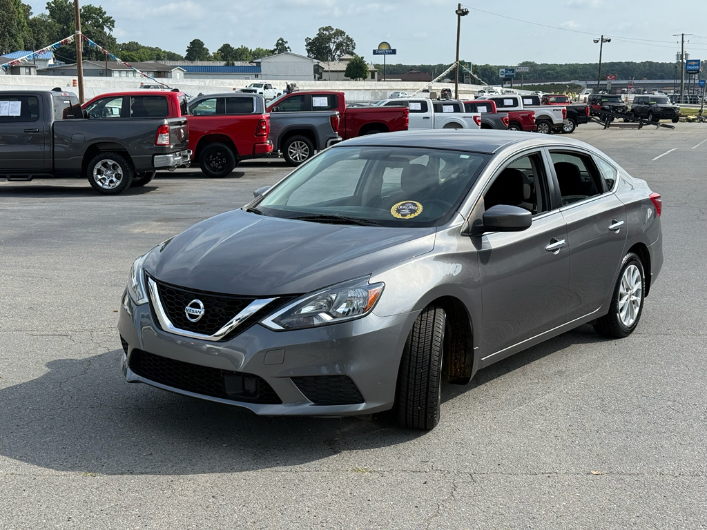 2019 Nissan Sentra SV photo 3