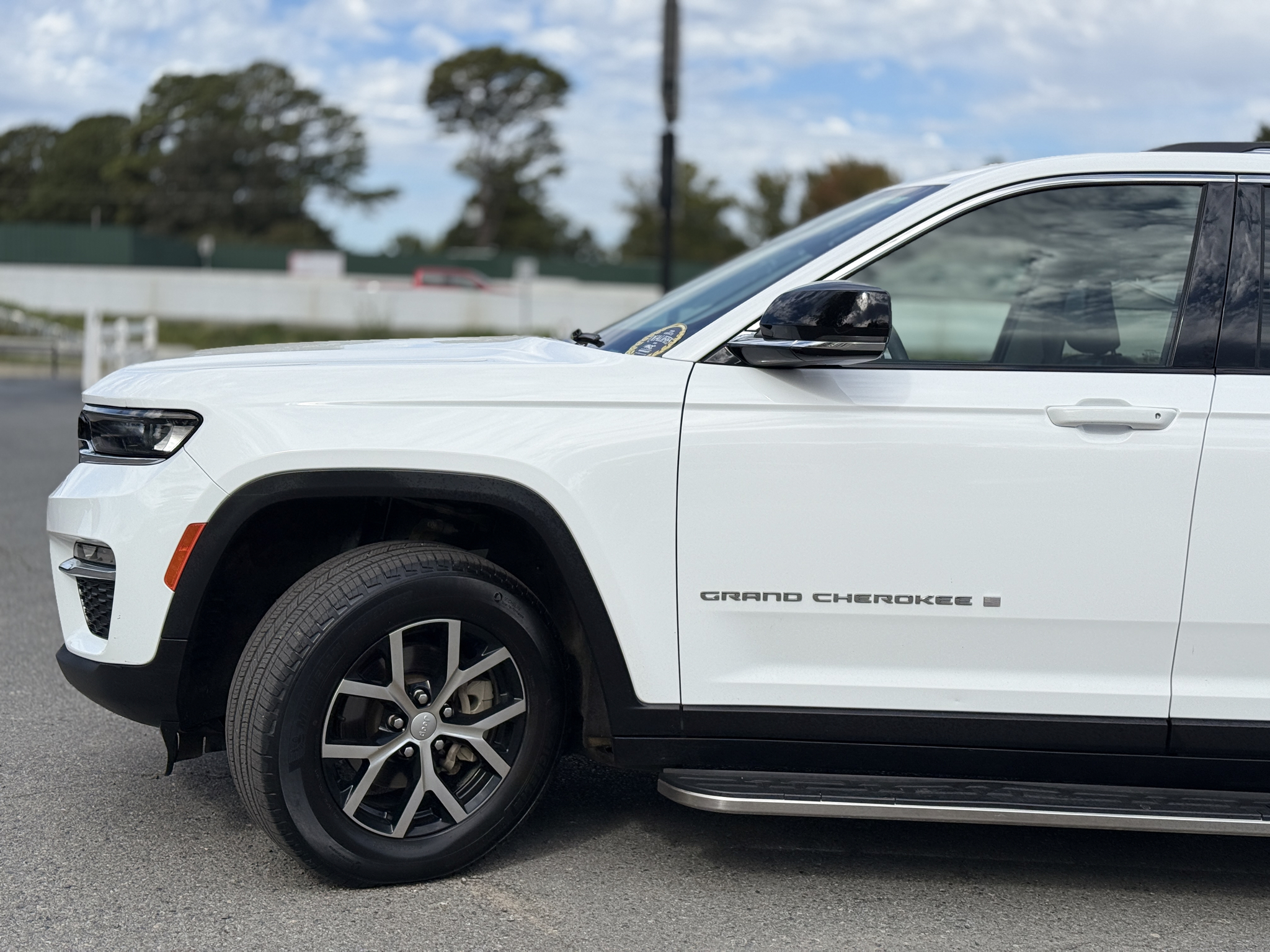 2023 Jeep Grand Cherokee Limited photo 5