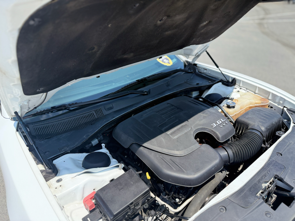 2019 Dodge Charger representative vehicle photo