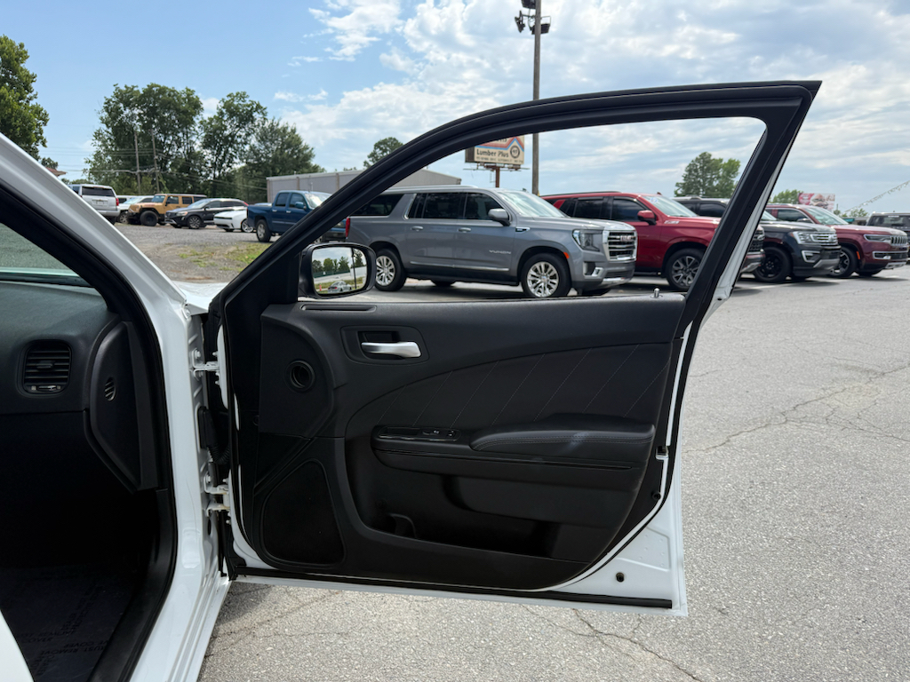 2019 Dodge Charger representative vehicle photo