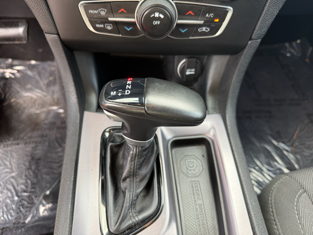 2019 Dodge Charger representative vehicle photo