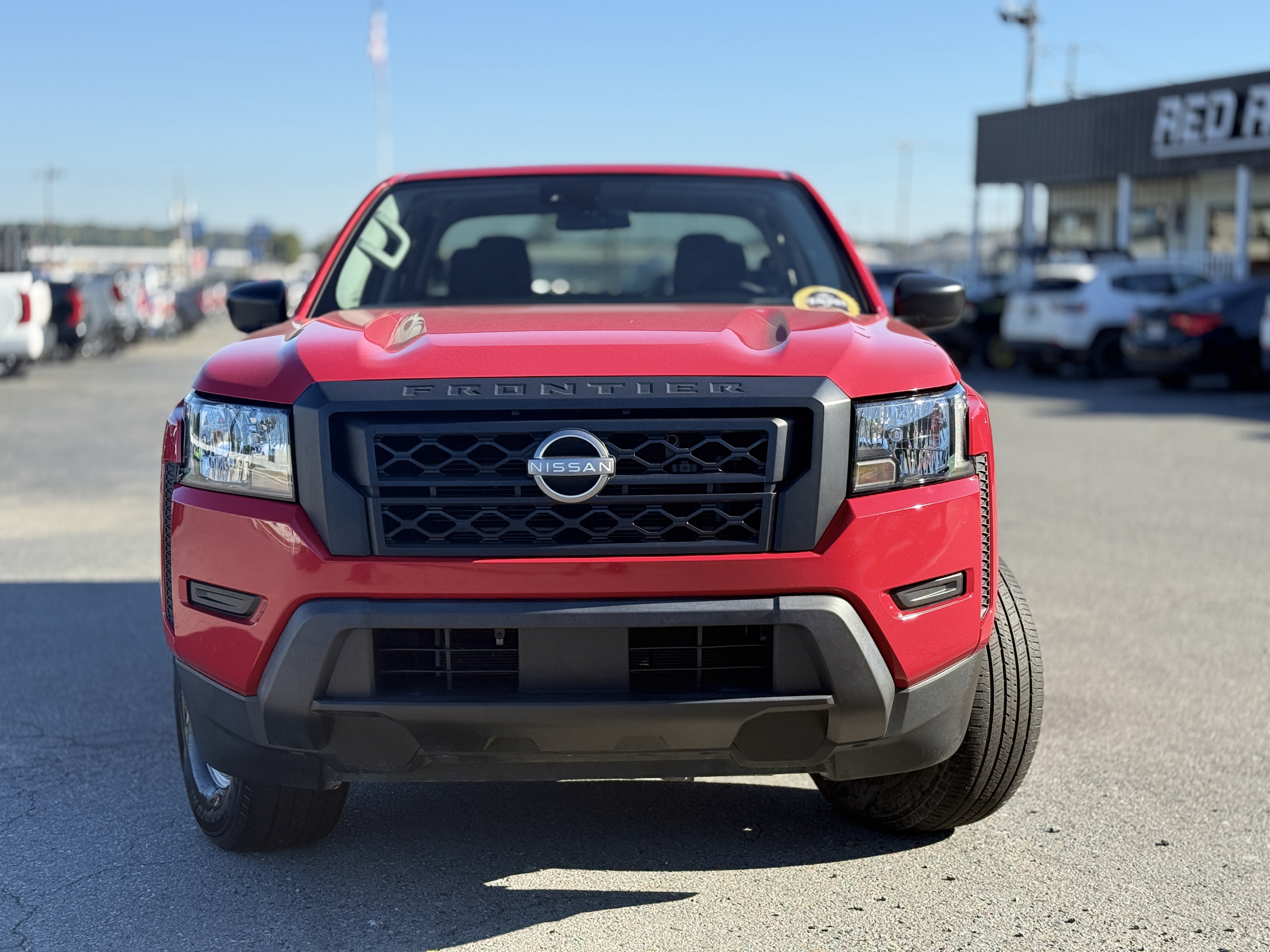 2022 Nissan Frontier S photo 2