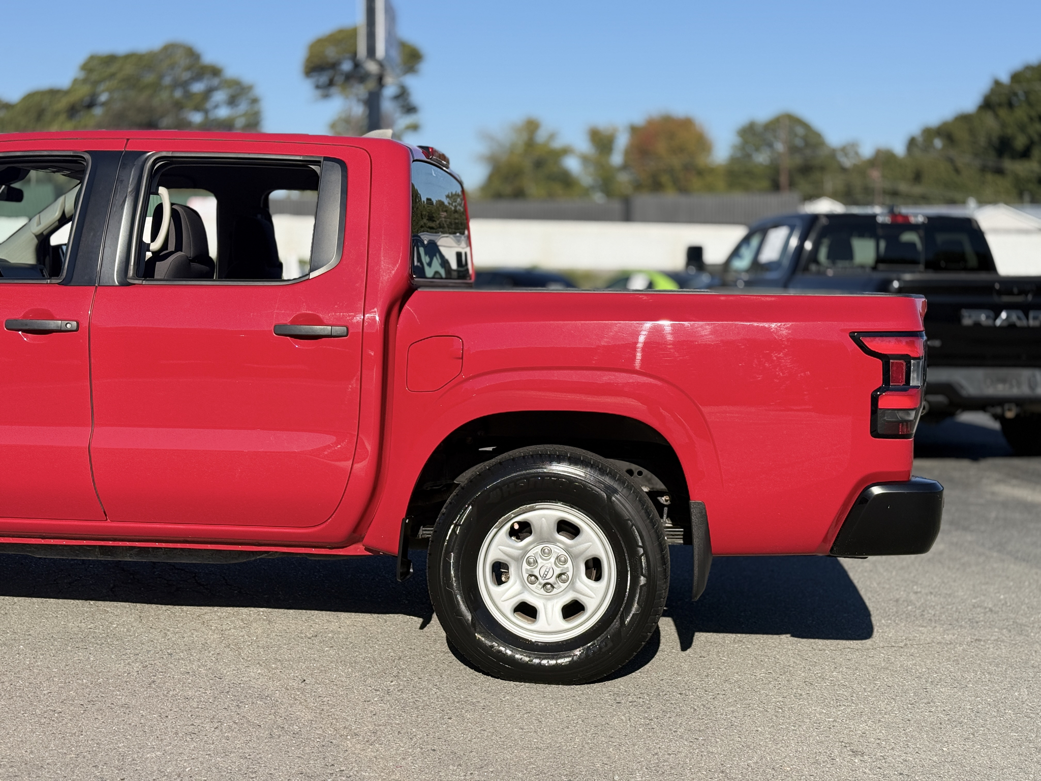 2022 Nissan Frontier S photo 6