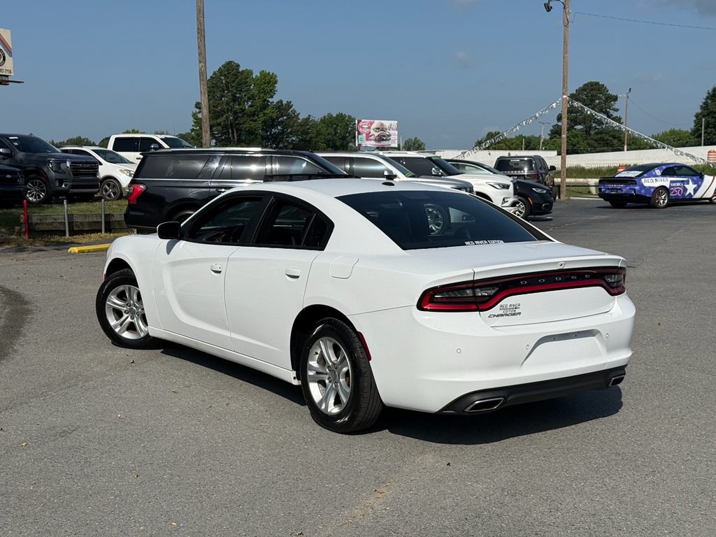 2019 Dodge Charger SXT photo 5