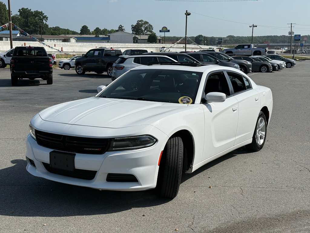 2019 Dodge Charger SXT photo 3