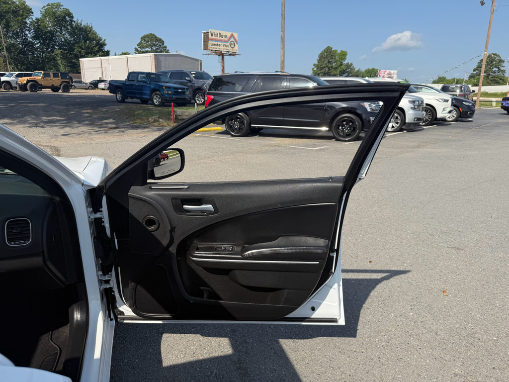 2019 Dodge Charger representative vehicle photo