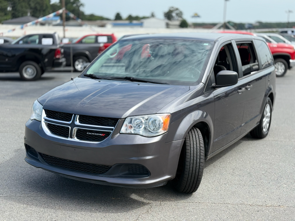 2019 Dodge Grand Caravan SE photo 3
