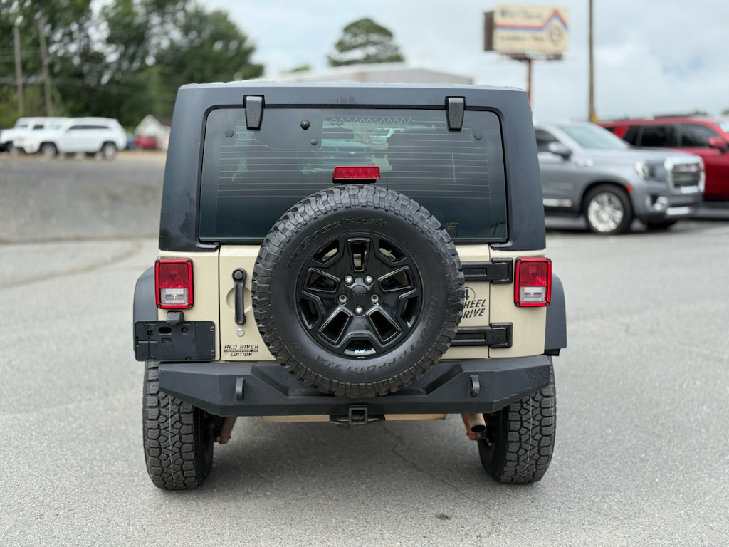 2018 Jeep Wrangler Willys Wheeler W photo 6