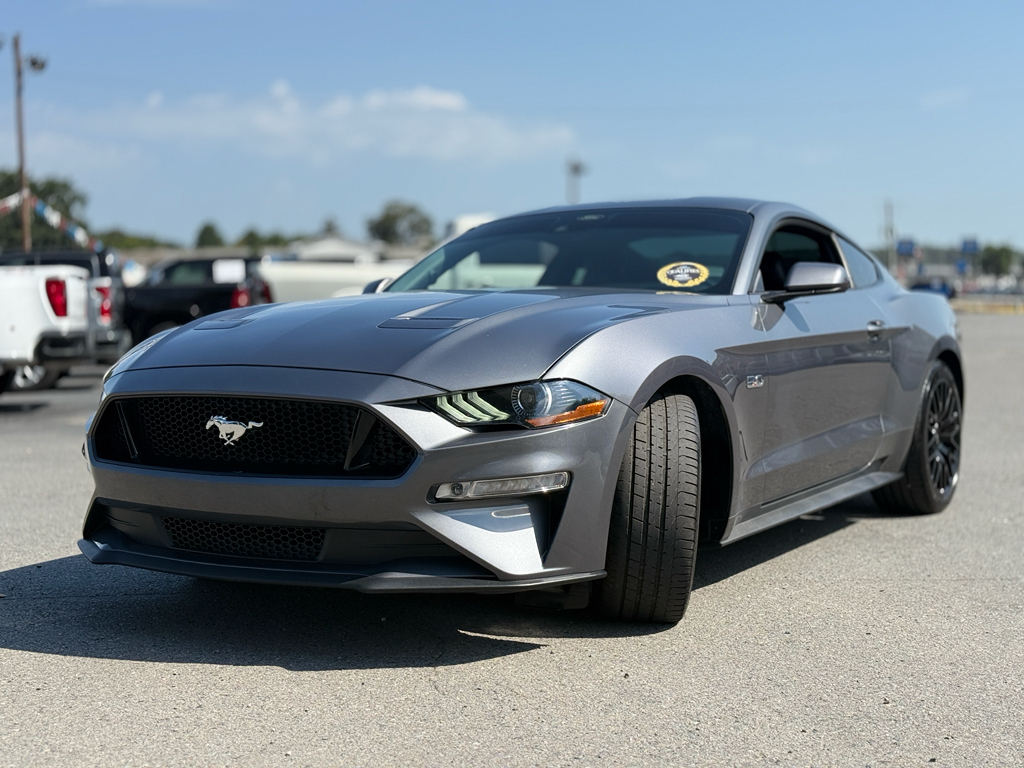 2021 Ford Mustang GT Premium photo 3
