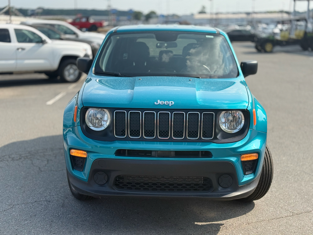 2019 Jeep Renegade Sport photo 2