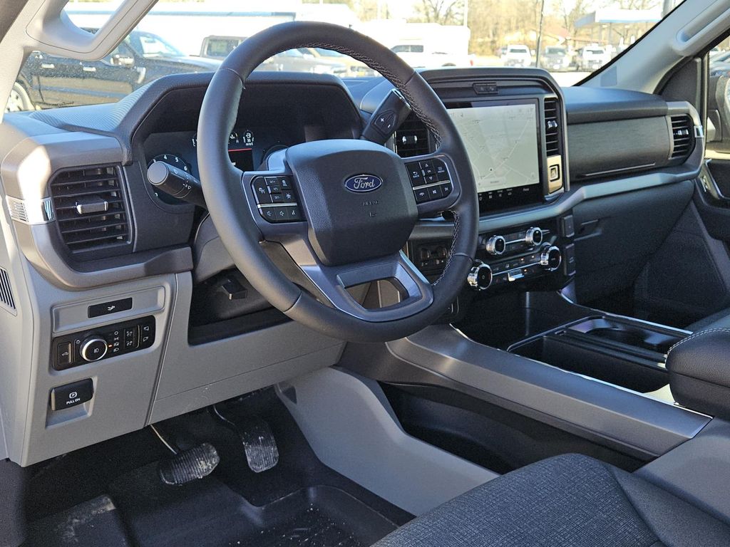 2026 Ford F-150 XLT - Photo 28