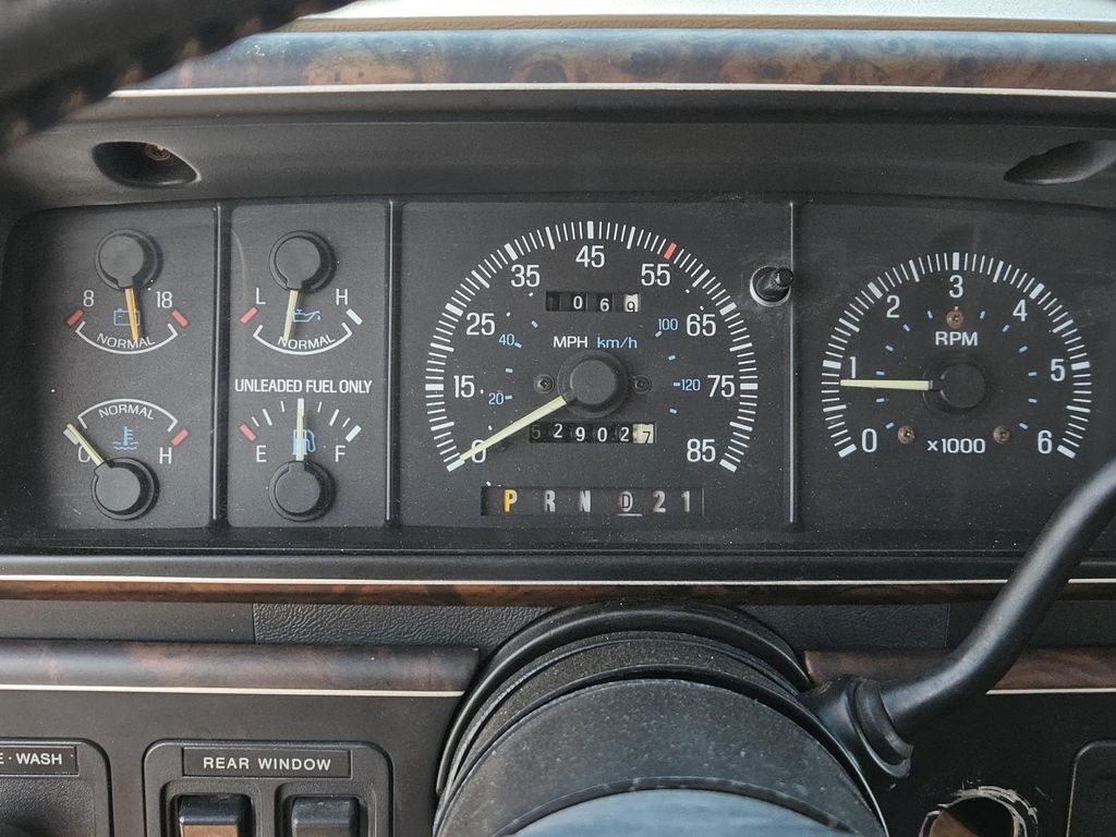 1991 Ford Bronco - Photo 16