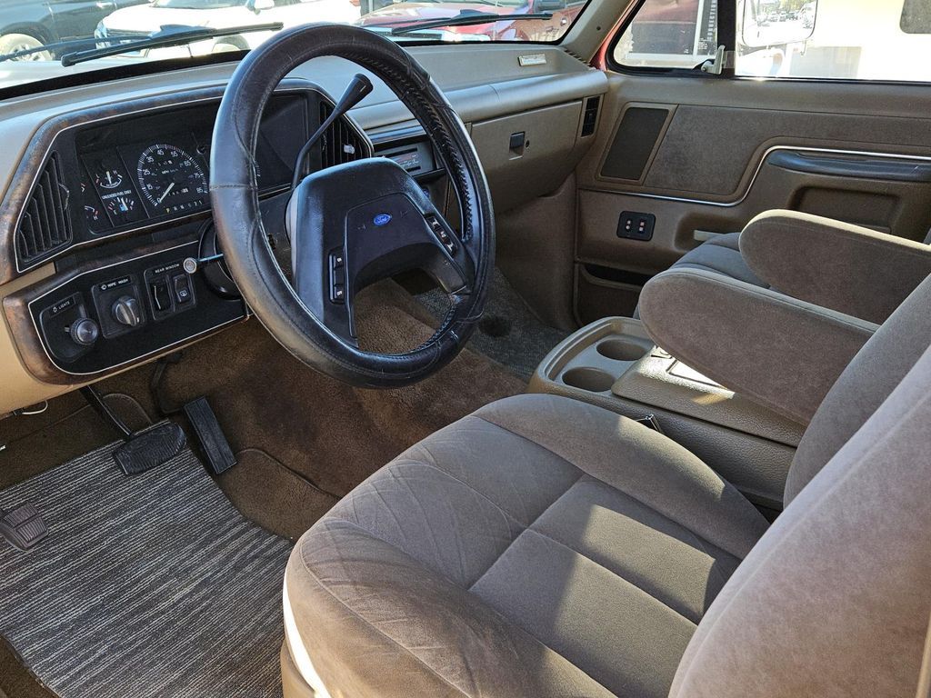 1991 Ford Bronco - Photo 23