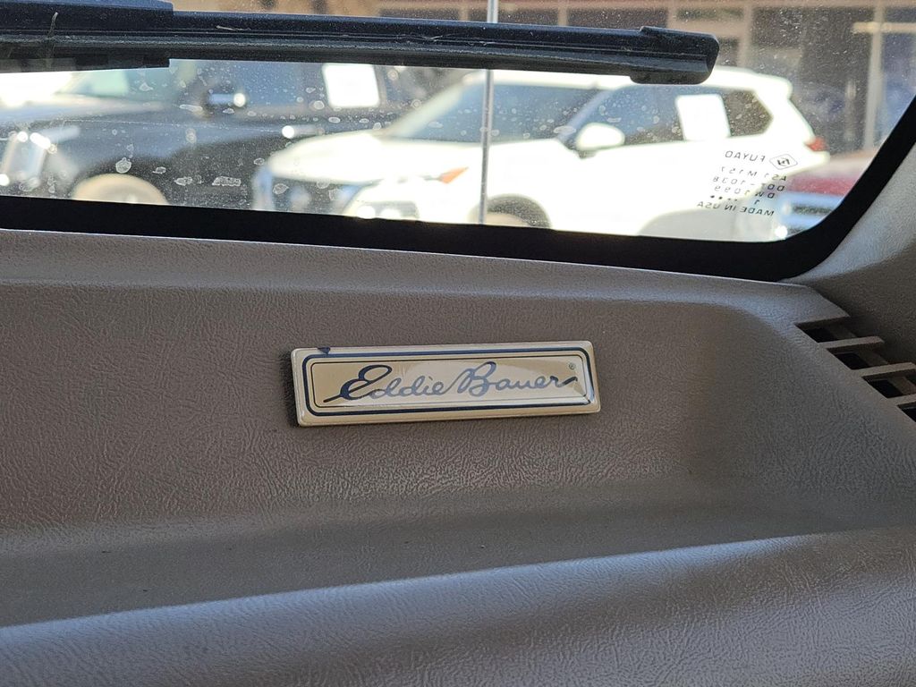 1991 Ford Bronco - Photo 15