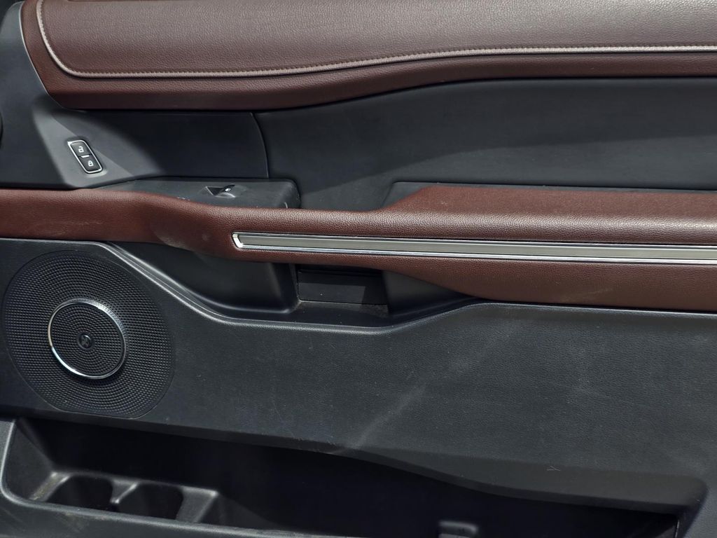 2022 Ford Expedition Limited - Photo 40