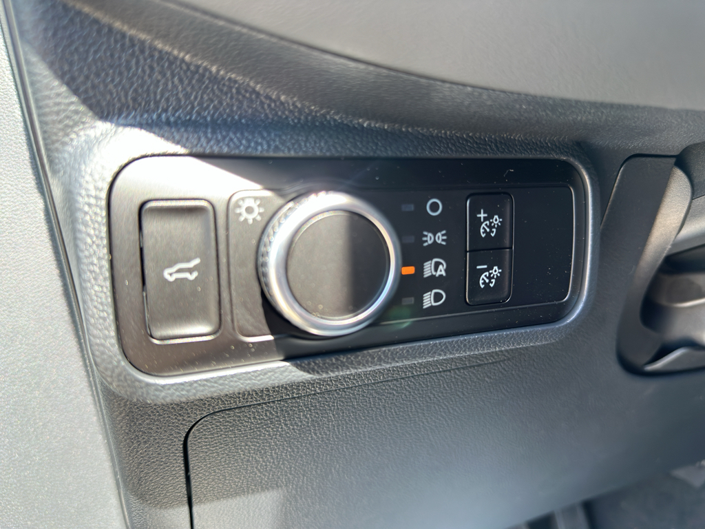 2026 Ford Explorer Active - Photo 15