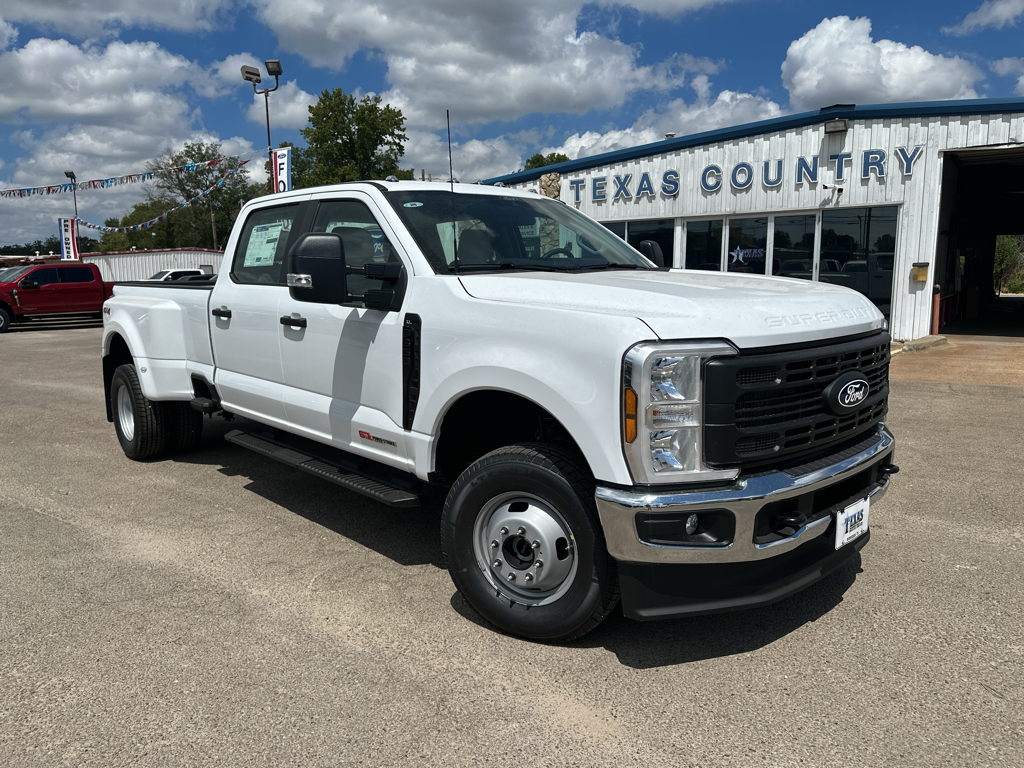 2027 Ford F-350 Super Duty XL