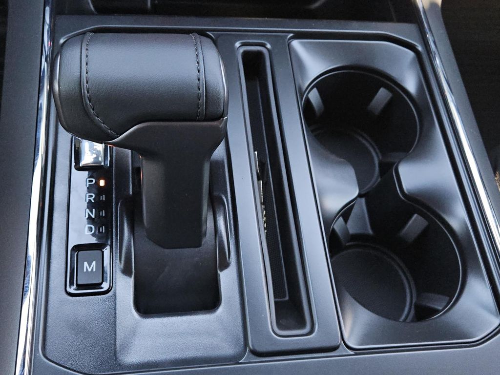 2026 Ford F-150 XLT - Photo 21