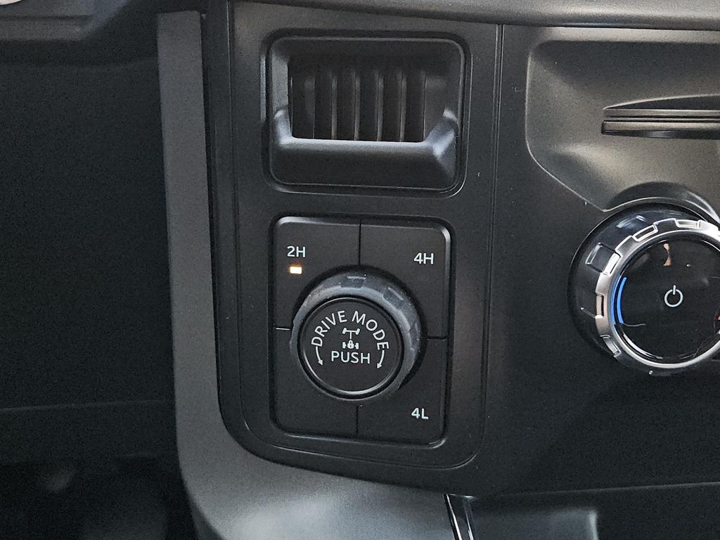 2026 Ford F-150 XLT - Photo 18