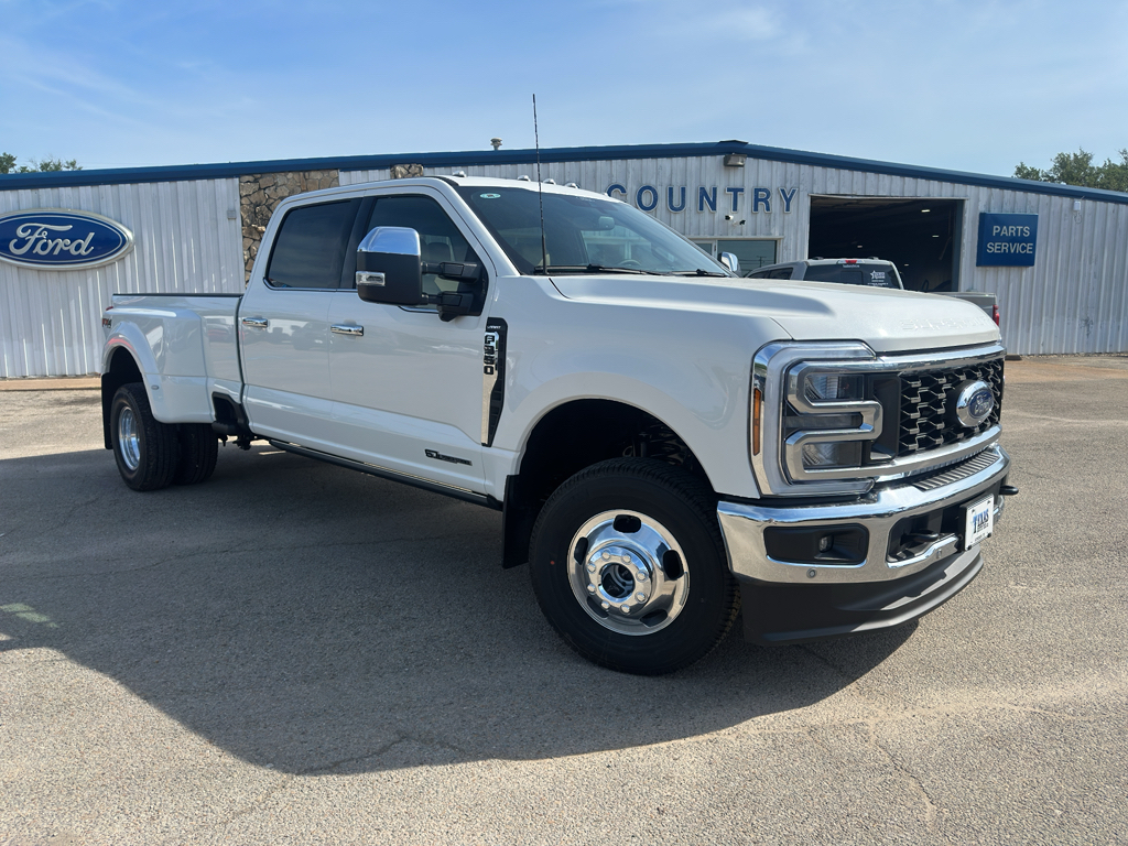 2026 Ford F-350 Lariat 4x4 Crew Cab 8' Box DRW's photo