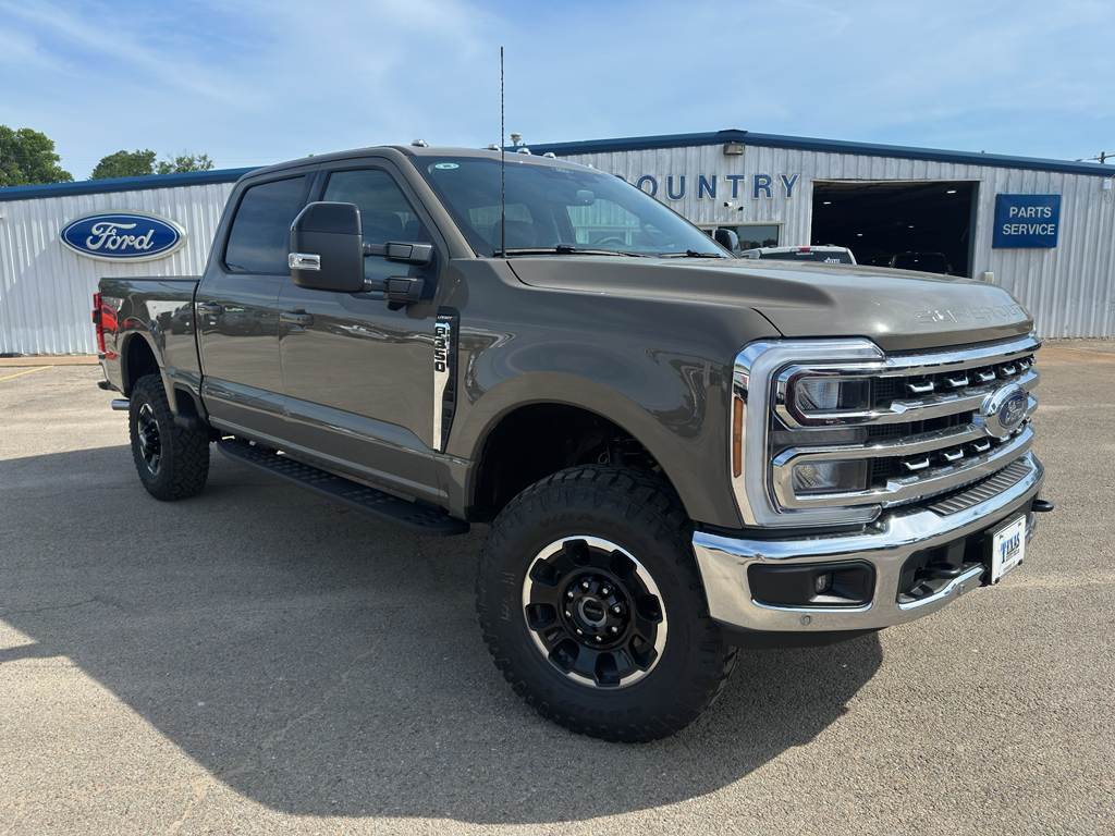 2026 Ford F-350 Lariat 4x4 Crew Cab 6-3/4' Box SRW's photo