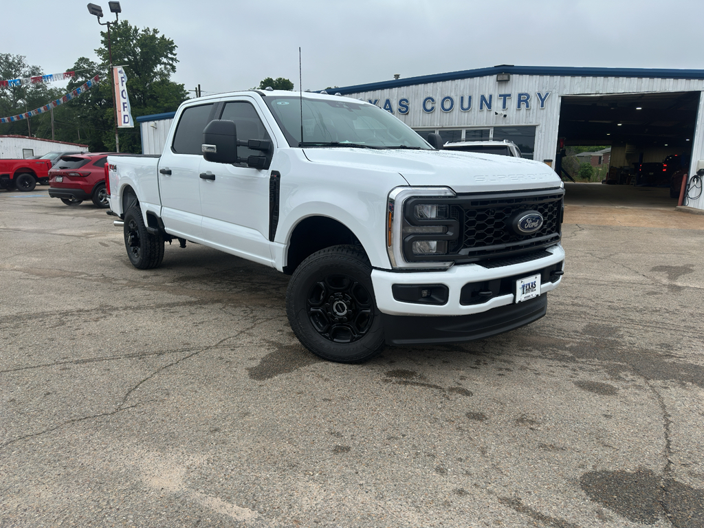 2026 Ford F-250 XL 4x4 Crew Cab 6-3/4' Box's photo