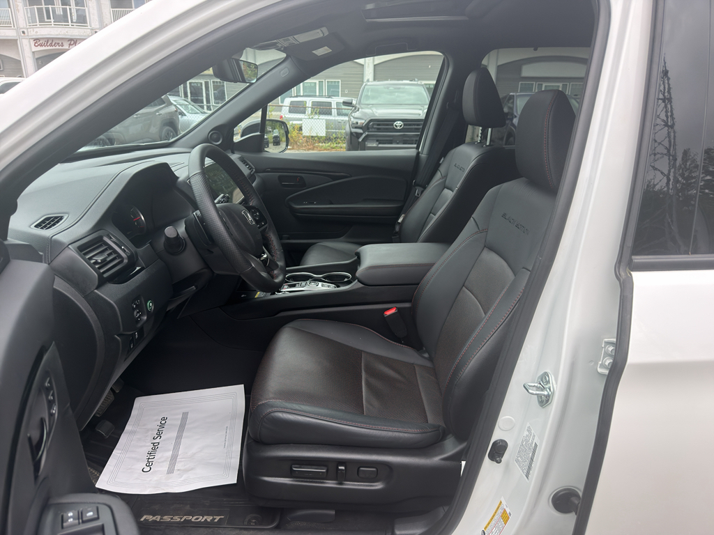 Used 2025 Honda Passport SUV