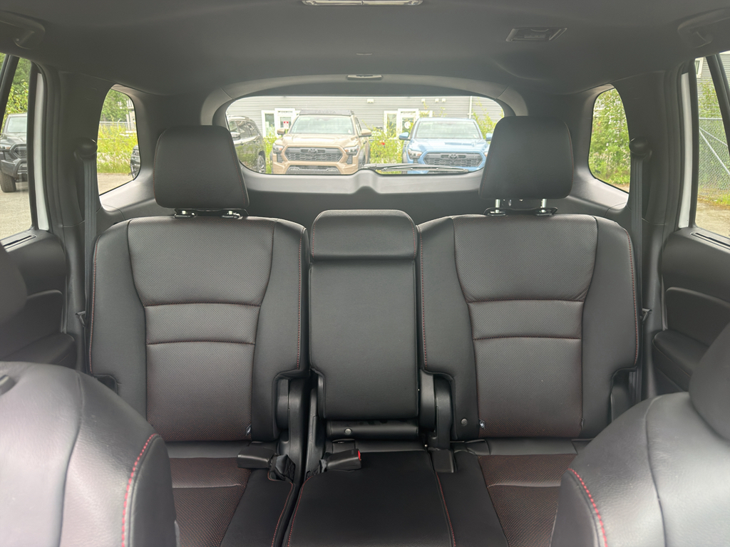 Used 2025 Honda Passport SUV
