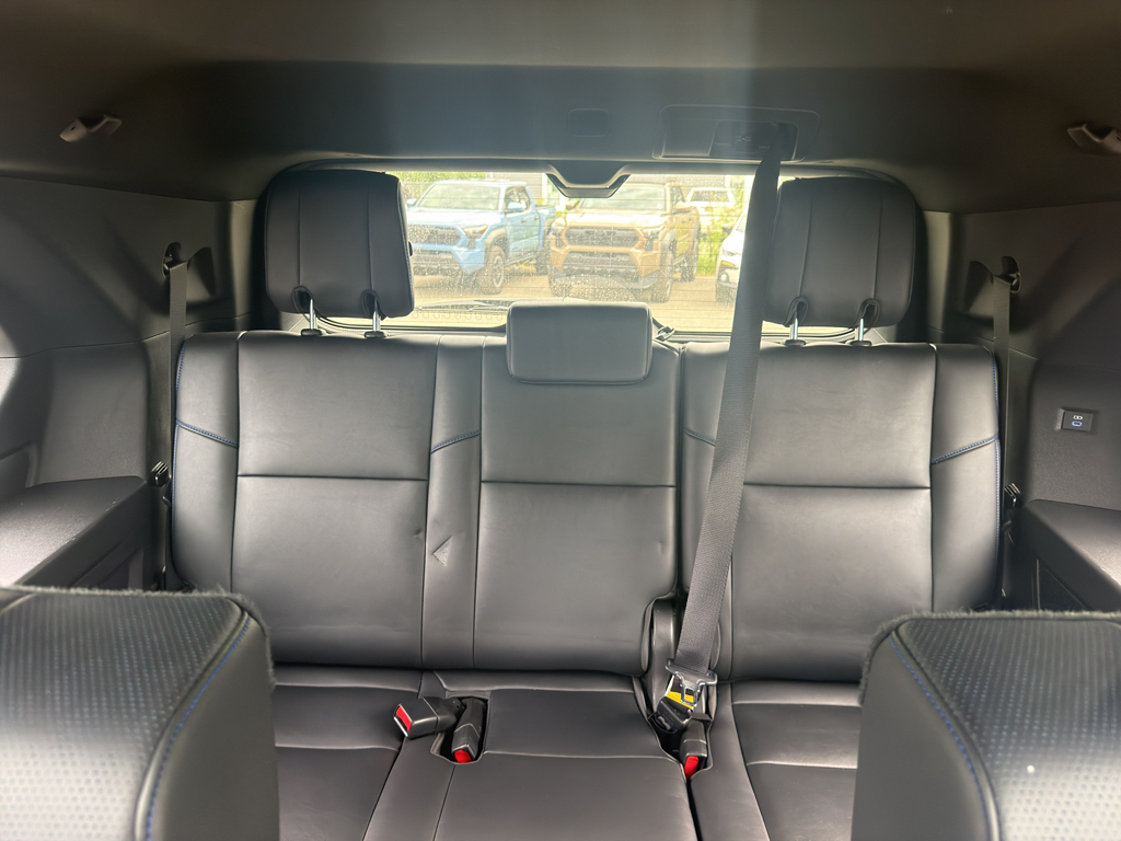 2024 Toyota Sequoia Platinum - Photo 19