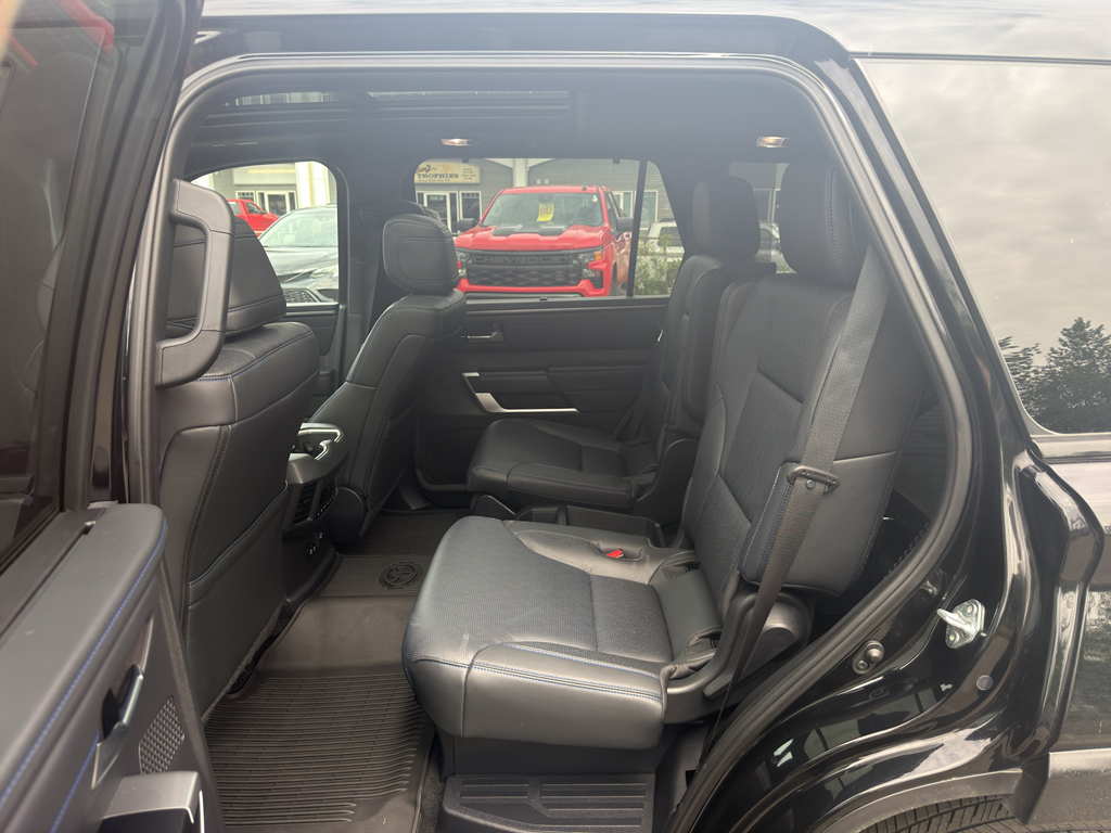 2024 Toyota Sequoia Platinum - Photo 11