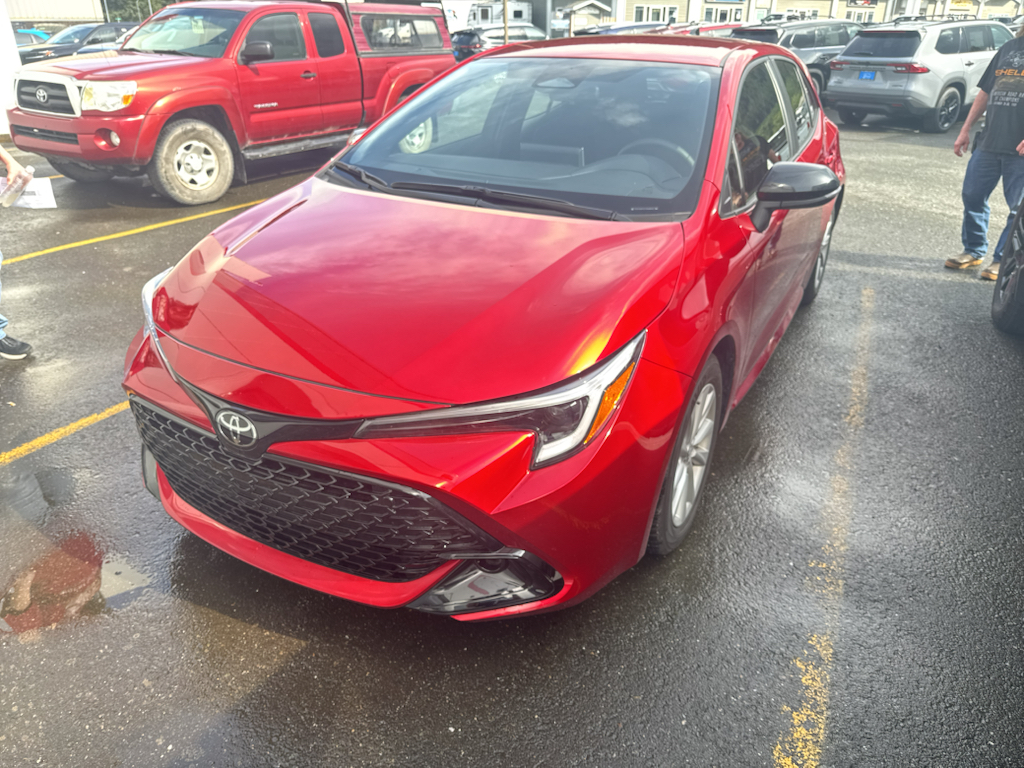 2026 Toyota Corolla Hatchback SE