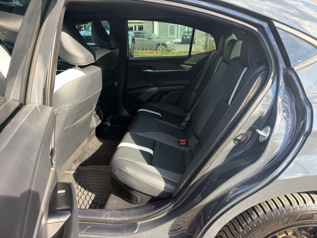Used 2025 Toyota Camry Hybrid Sedan
