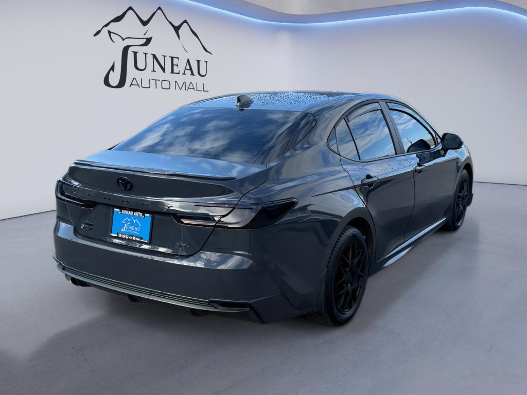 Used 2025 Toyota Camry Hybrid Sedan