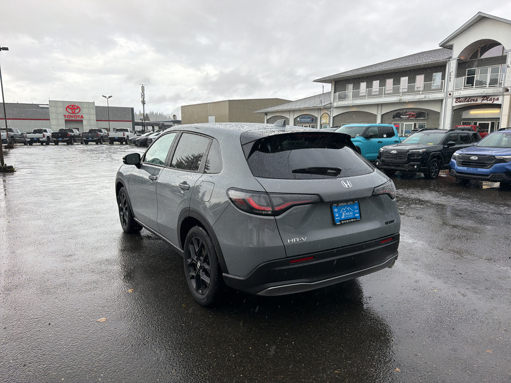 Used 2025 Honda HR-V SUV