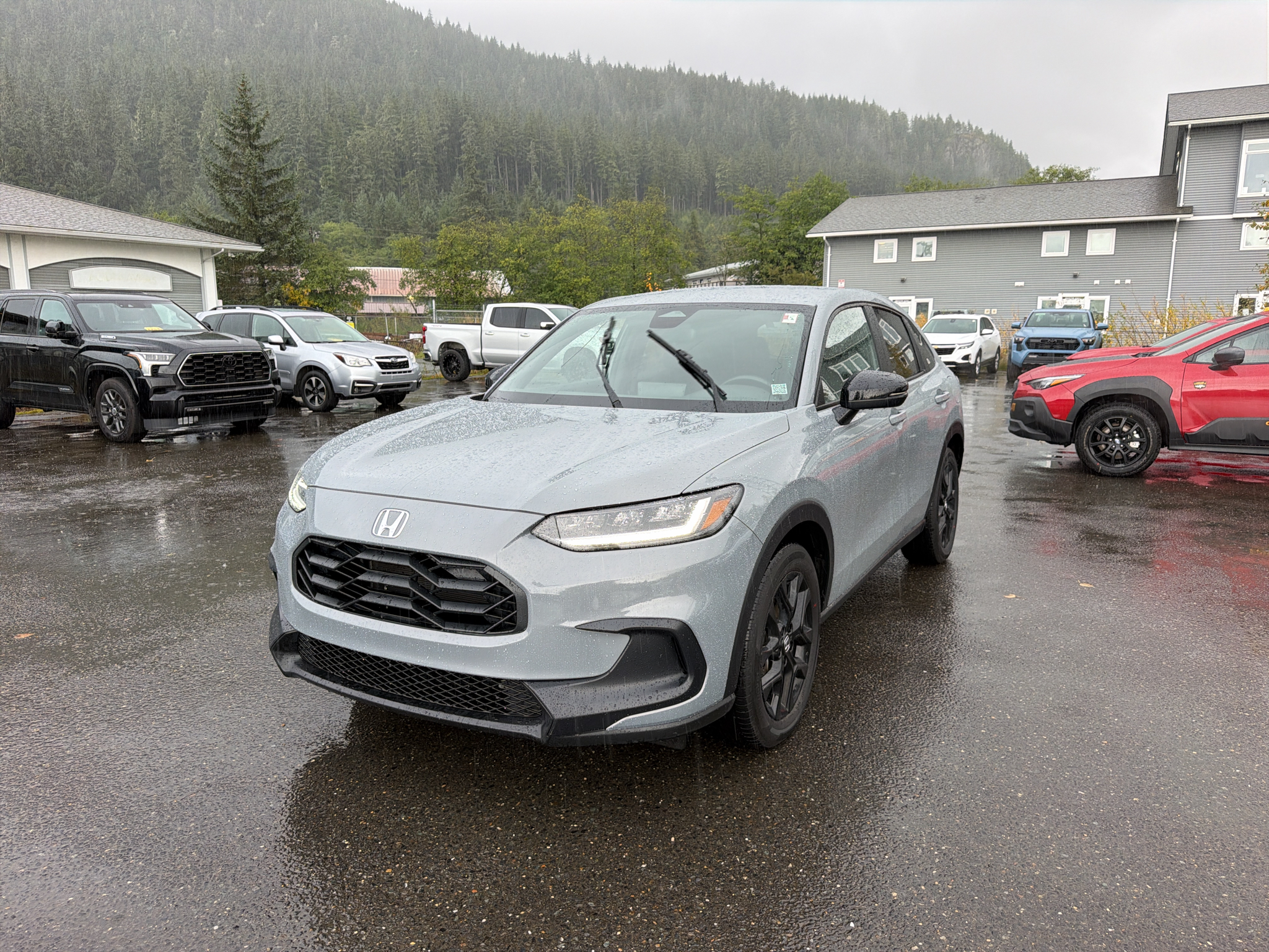 Used 2025 Honda HR-V SUV