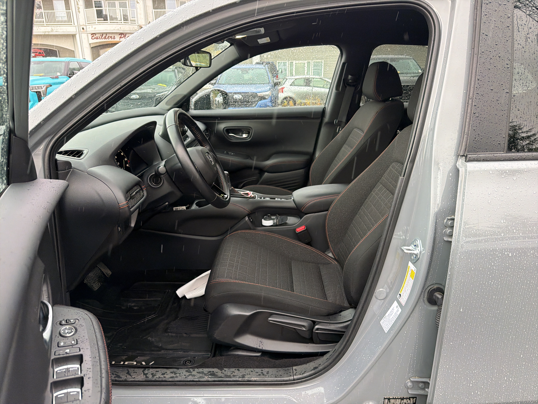 Used 2025 Honda HR-V SUV