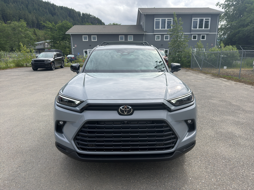 New 2026 Toyota Grand Highlander Hybrid SUV
