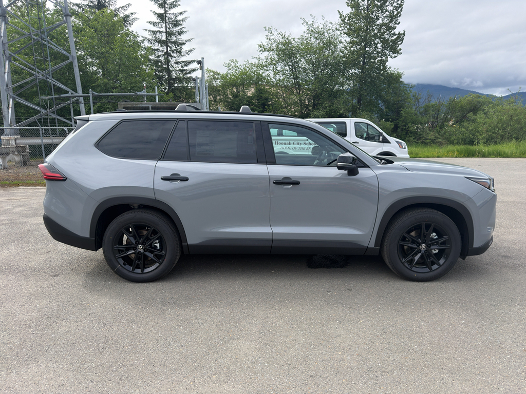 New 2026 Toyota Grand Highlander Hybrid SUV