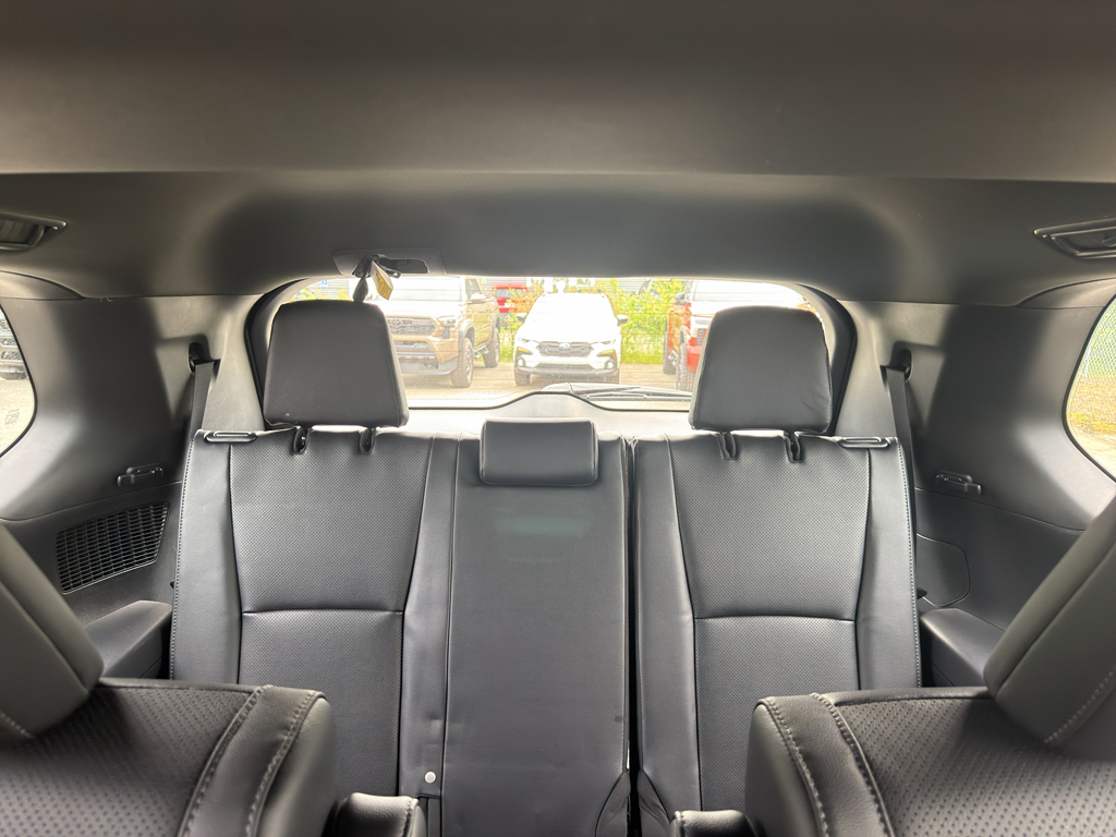 New 2026 Toyota Grand Highlander Hybrid SUV