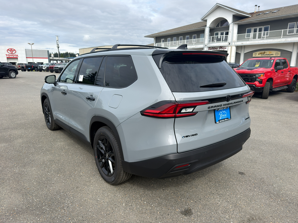 New 2026 Toyota Grand Highlander Hybrid SUV