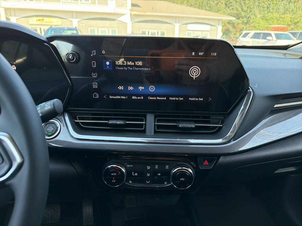 New 2026 Chevrolet Trax SUV