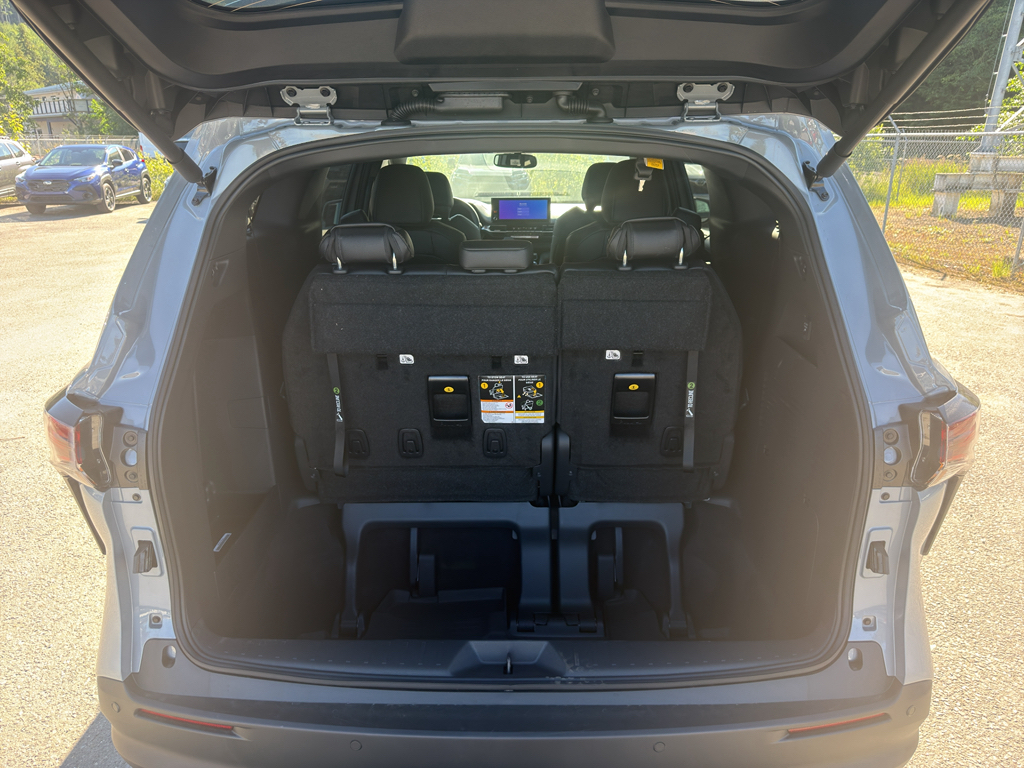 New 2026 Toyota Sienna Van