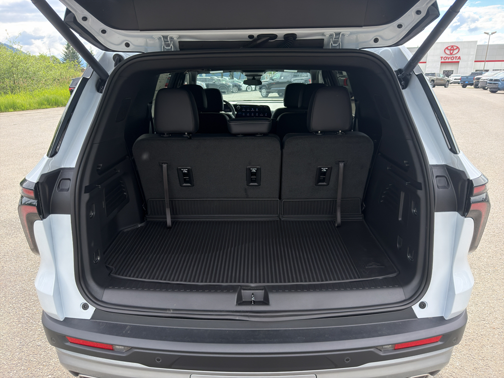 2026 Chevrolet Traverse LT - Photo 13