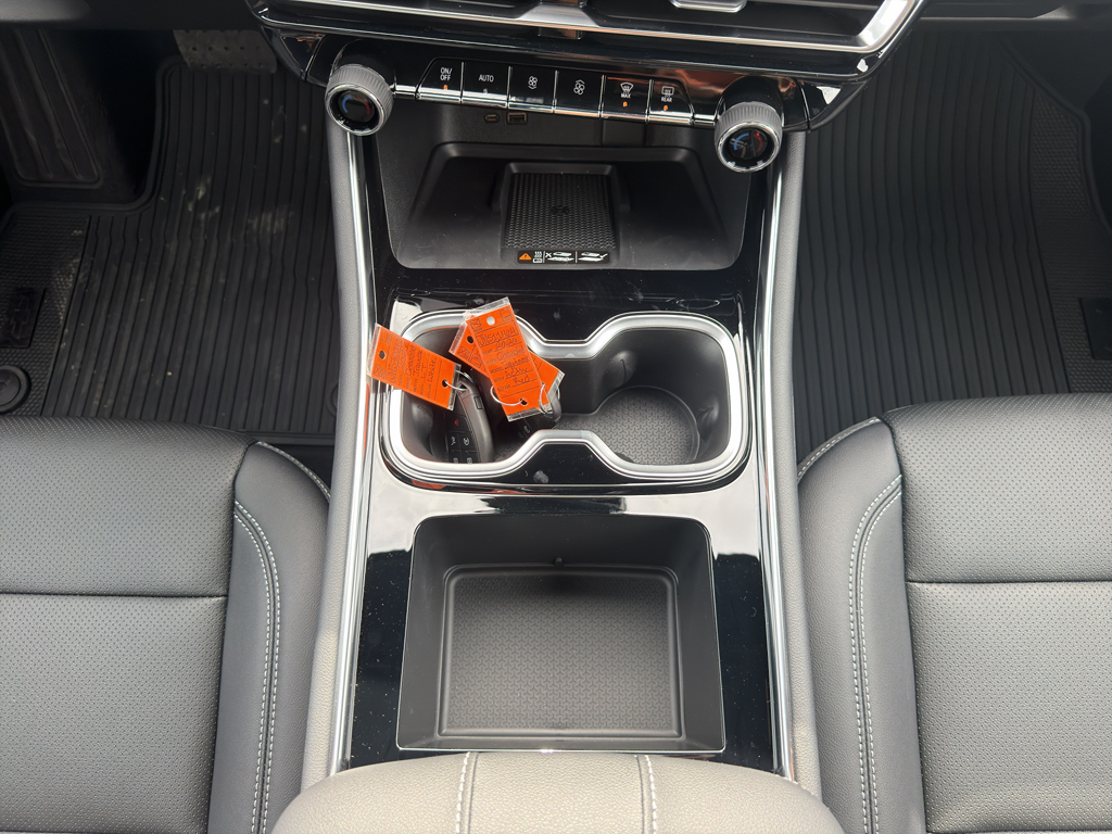 2026 Chevrolet Traverse LT - Photo 20