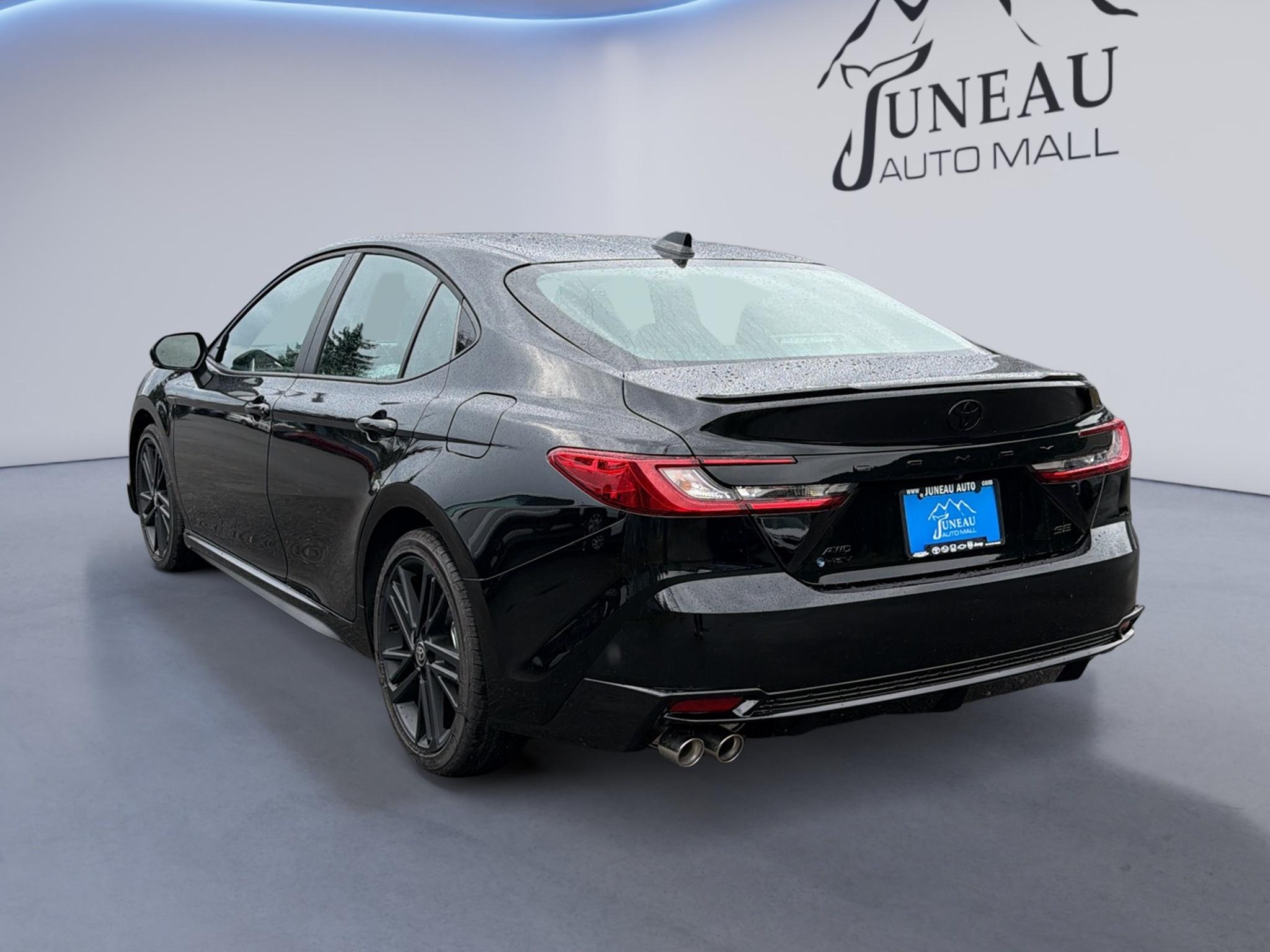 New 2026 Toyota Camry Hybrid Sedan