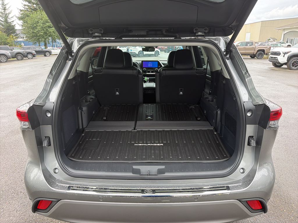 New 2026 Toyota Highlander SUV