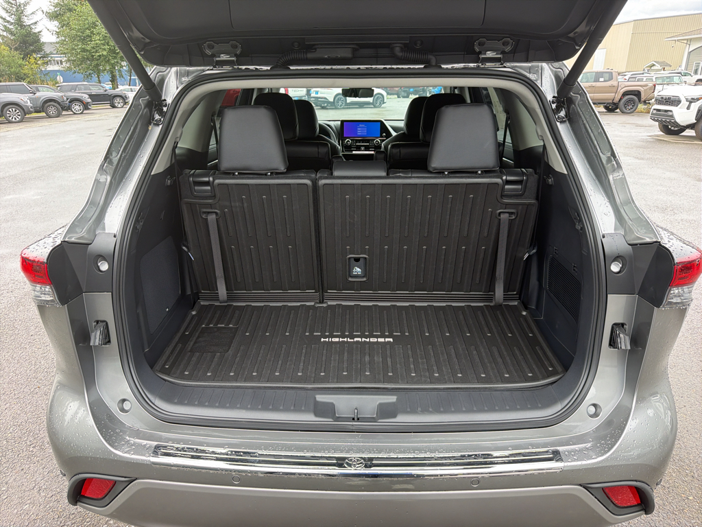 New 2026 Toyota Highlander SUV